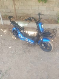 دراجه شحن للبيع نظيفه سعره جدا مناسب المكان الرمادي 07852619512