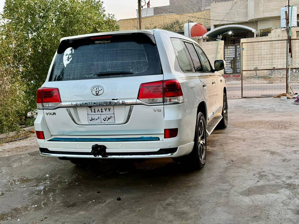 السلام عليكم لاند كروز البيع مديل 2008 محدثة 2021 داخل وخارجي مكفولة من الضربة و الكصة ولعيب الشرعي علمن انة السيارة بس محدثة مكفولة من الضربة مكينة 8 ستندر سيارة جاهزة كل نقص ما ببهة مواصفات السيارة فول واحد على واحد مكان السيار البصرة السعر 205 وبيهة مجال الاستفسار على هاذ الرقم *********** اخوان مكلف بنشر اتصلو بهاذ الرقم
