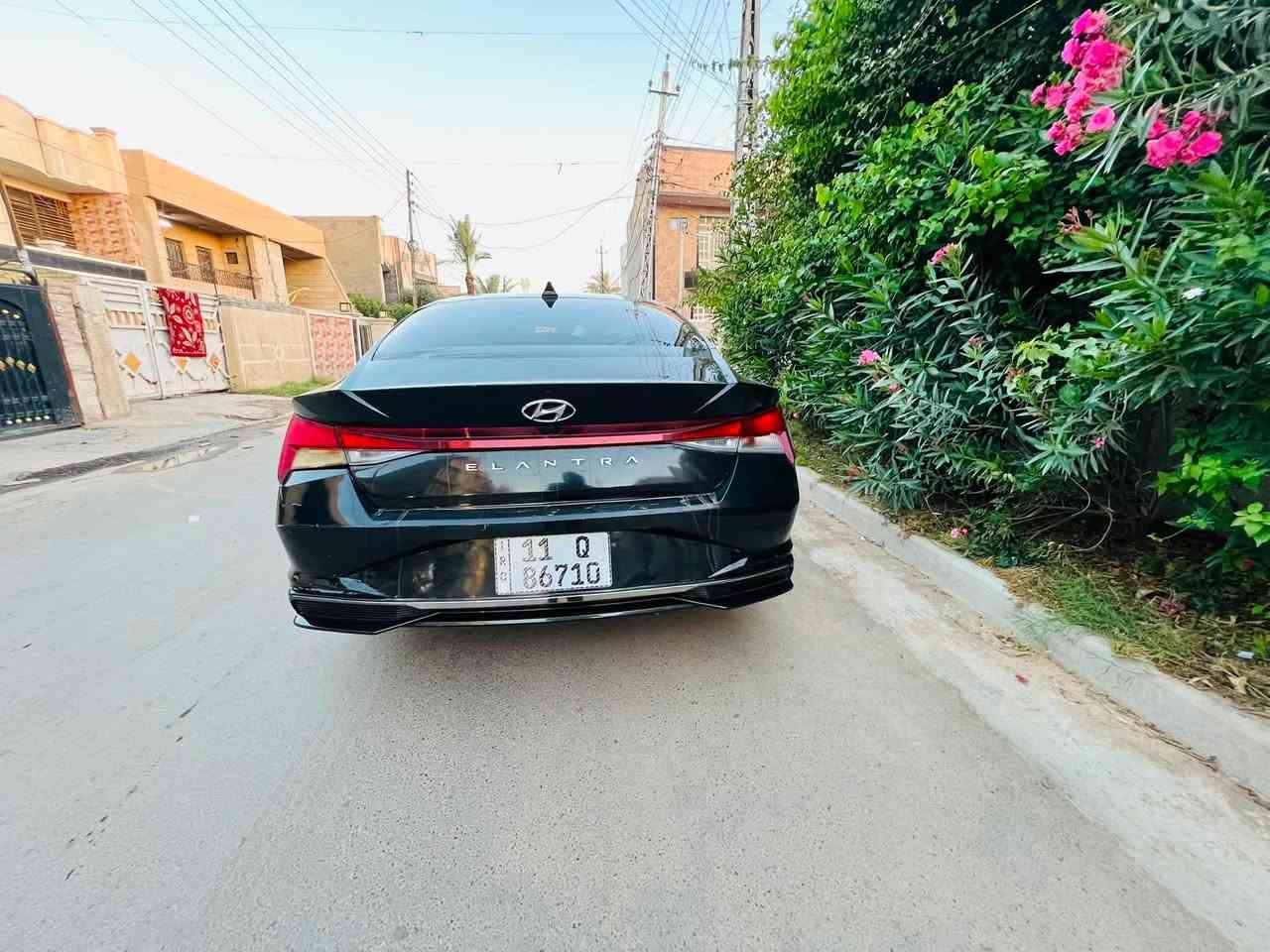 سلام عليكم
الانترا 2023 sel وارد امريكي فول مواصفات عدا الفتحة

محرك 2000 دوش

رادار امامي

حساسات خلفية

اشارة مري 

رادار جانبي 

مانع اصتدام

كروز سرعة

سياد بريك كهرباء 

اوتو هولد

شاشة كبيرة تدعم كار بلي / اندرويد اوتو

تدفئه كشنات 

ويل 17

بجم كبس 

3 انضمة قيادة

6 وسائد هوأيه

ماشية 35 ميل 

صور حادث امريكا موضح اسفل المنشور 

السعر : 138$ بيها مجال

رقم : ***********
