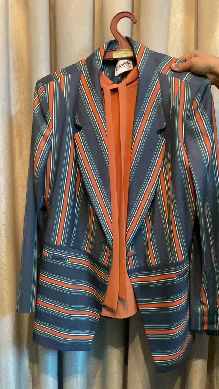 للبيع قياسات 50 و48 و52 كلمن وسعره


**إذا كنت صاحب هذا الإعلان وتريد حذفه لأي سبب، رجاءا أرسل رسالة إلى الدعم الفني**