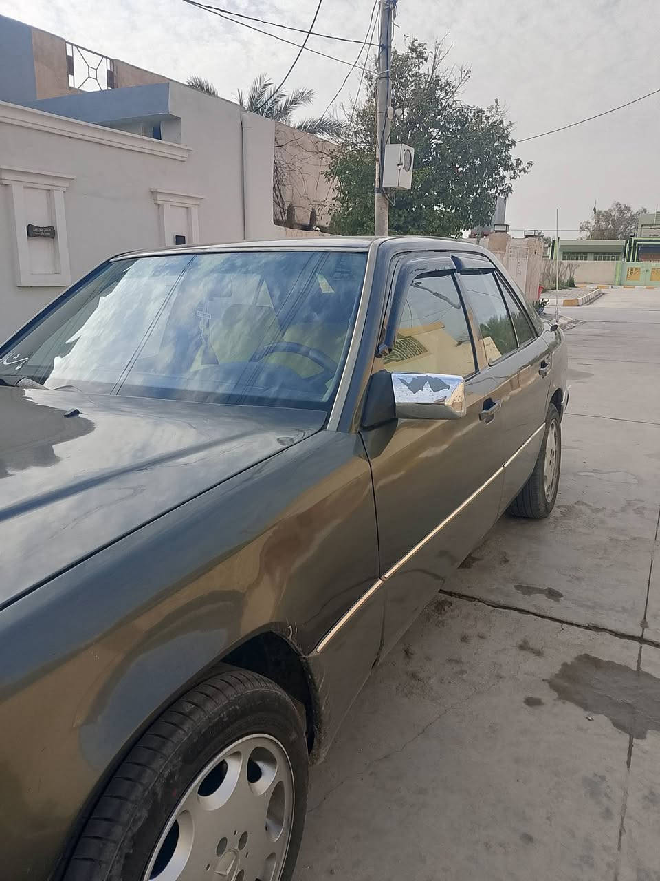 السلام عليكم 
مارسدس دب للبيع رقم ديالى سنوية جديدة هزة جديدة لحد 2031 مديل 89 محدث 92 محرك وكير بطة مكفولات قواعد دبلات واحد مصلح ضررها جامرلغ خلفي سيارة جديد معمرة دواخل مدوشم كهربائيات شغالة اشاير زنون تخم تاير جديد ويل تفاحة جديد صدرها جديد جامات كهرباء سيارة جاهزة مابيها اي نقص مكاني ديالى سعرها 40

***********
