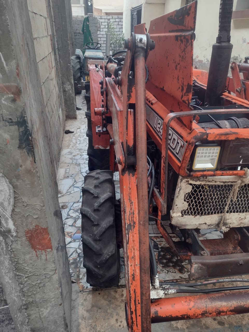 جرار 24 لجهاز لودر ٠١٠٩٣٤٠7٢5٧


**إذا كنت صاحب هذا الإعلان وتريد حذفه لأي سبب، رجاءا أرسل رسالة إلى الدعم الفني**