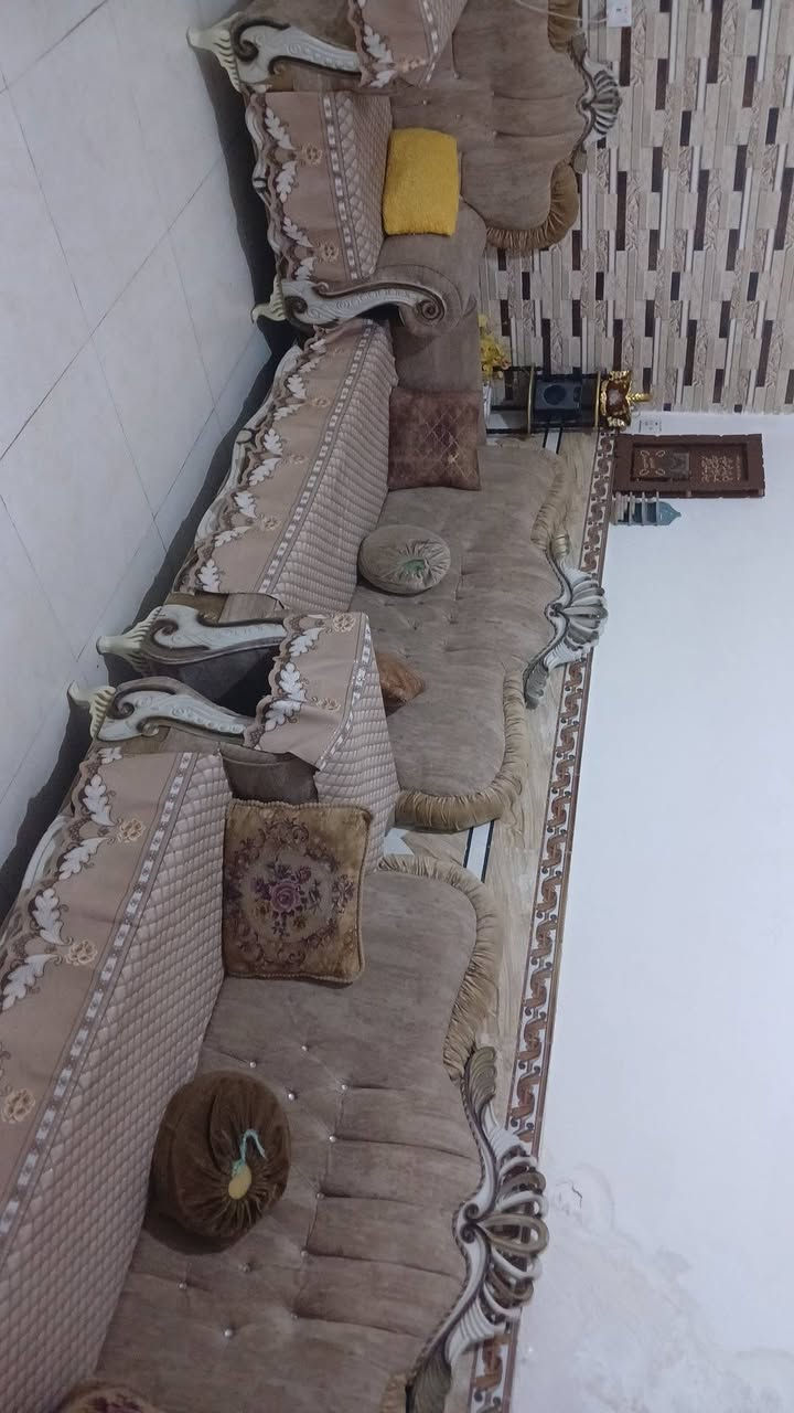 غراض مستعمله للبيع للإستفسار متواجد واتساب ***********
