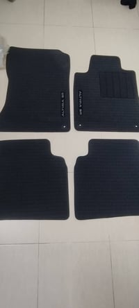 أرضيات • لتما • ٢٠٢٣