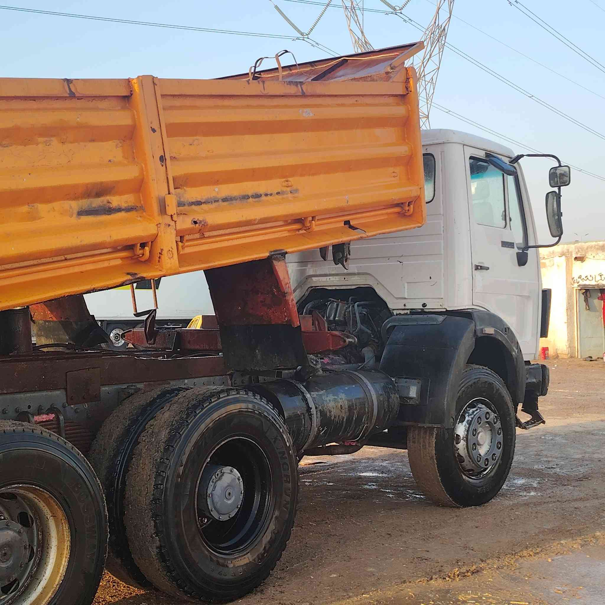 سلام عليكم البي للبيع مديل89 فرنسي شاصي 90  مكينه 8 محسن كير 90  نص جيف شاصي مكفول رقم انشائيه  السعر الاستفسار ***********
