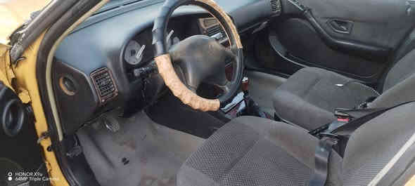 السلام عليكم بيجو بارص 2015 بأسمي رقم دولي سنويه للغايه 27 ضربتهه بس الجاملغ وراجع ع البارد مثل موضح بلصوره والباقي مكفول/// المحرك ينقص دهن وبي تبخير  /// الكير مكفول صدر جديد مصفره من الغرامات والهيئه تحول ثاني يوم// السياره احله من الصوره السعر 37 وبيهه مجال بصيط العنوان بغداد حي التراث ***********
