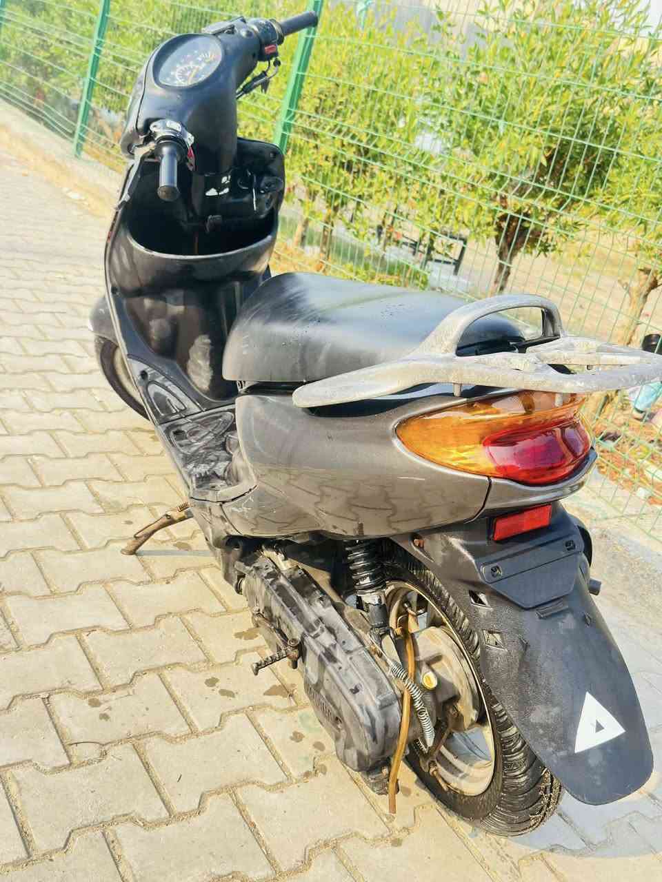 سلام عليكم دراجه دولفين للبيع فول نضافه ب450 وبيها مجال حكك جيه ‭0783 809 4351‬ اتصال
