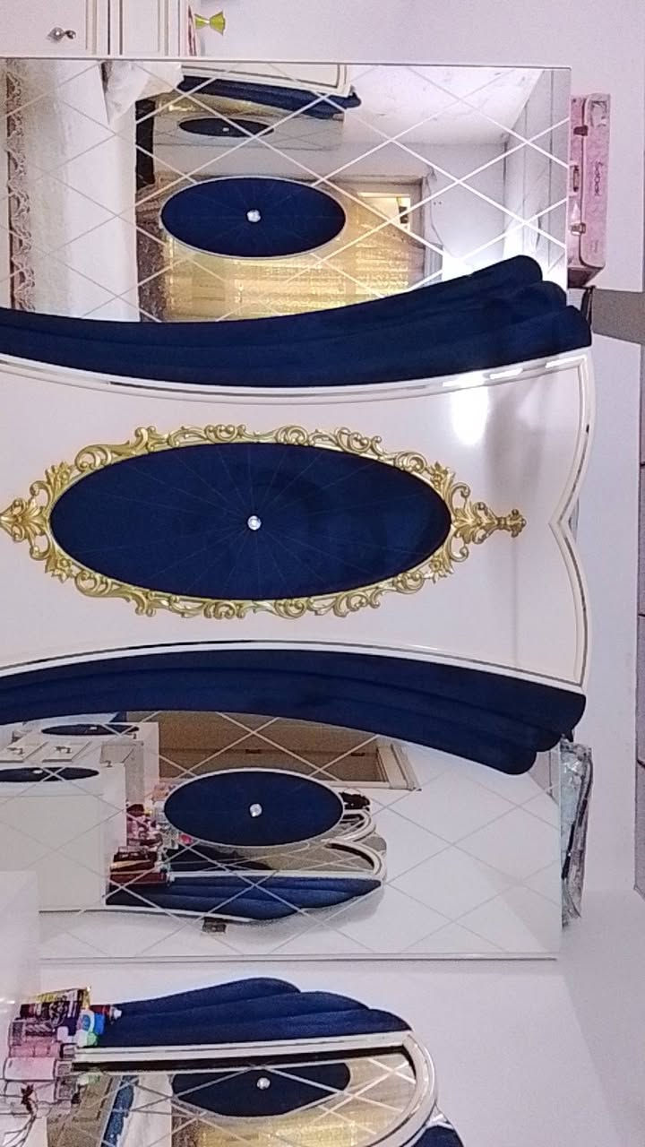 غرفه تركي للبيع العنوان اربيل بحركه السعر اب 600 وبيها مجال بسيط تتكون من 9 قطعه ومعا الدوشك


**إذا كنت صاحب هذا الإعلان وتريد حذفه لأي سبب، رجاءا أرسل رسالة إلى الدعم الفني**