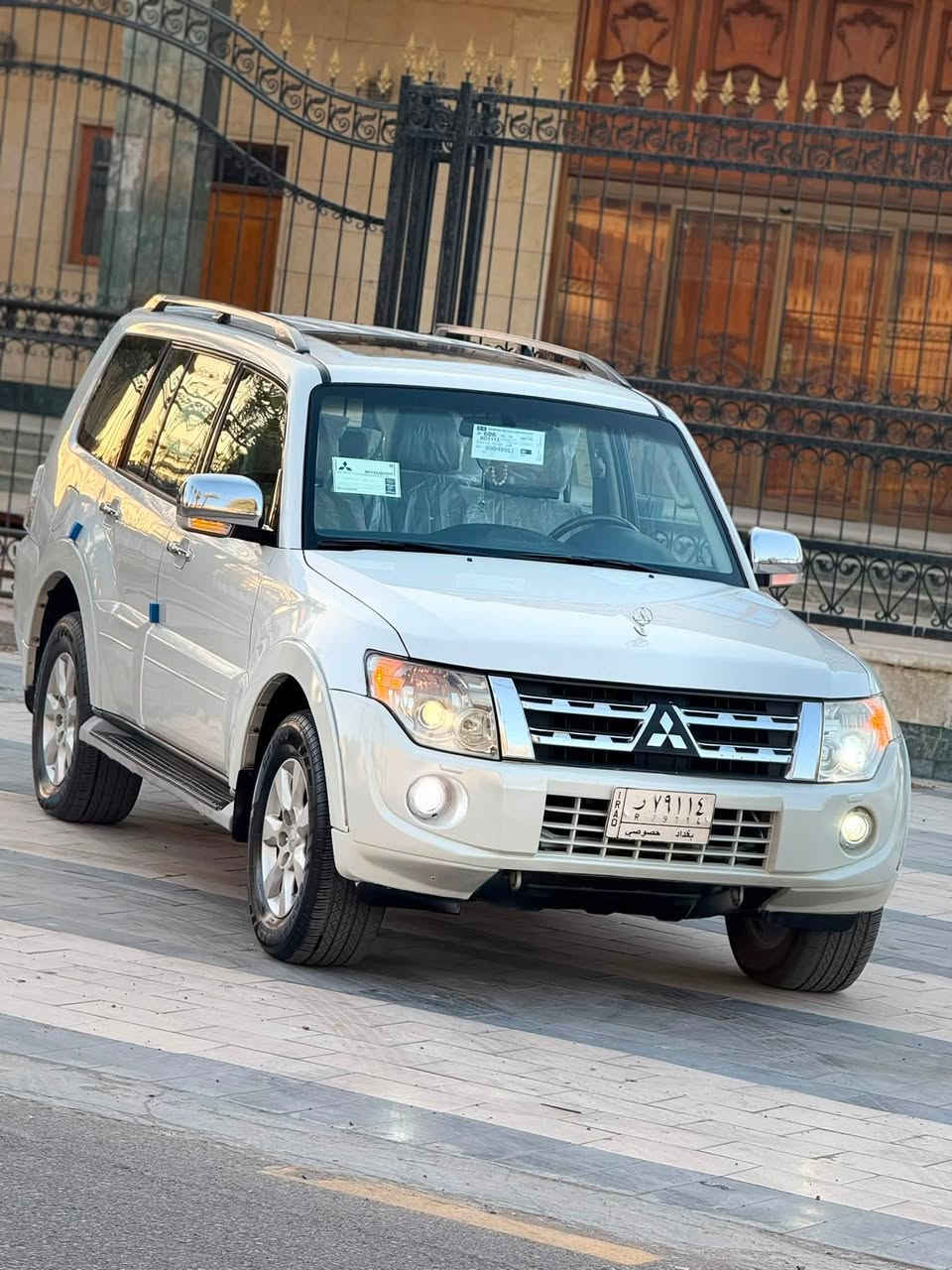 باجيرو2014  حبتور فول مواصفات لون ابيض صدفي حجم المحرك 3500 رقم  بغداد مشروع واطني بدون حادث  سيارة  مكفوله كفاله عامه سياره كلين عله واضع الشركه معروفه خليجي السياره جديده مال جناي فورويل نضام دفلوك كشنات كهربائي اشارة بل مري شفط تحكم ستيرن شاشه اندرويد شاشات خلفيه  اصليه فتحه تبريد ثلاث قطع حساسات خلفيه زاد ثلاجه تخم تاير كير مكينه حداديه خير من الله سياره جديده لوك محرك 6السعر 157 اتصل***********مكان  السياره بغدادالكرخ
