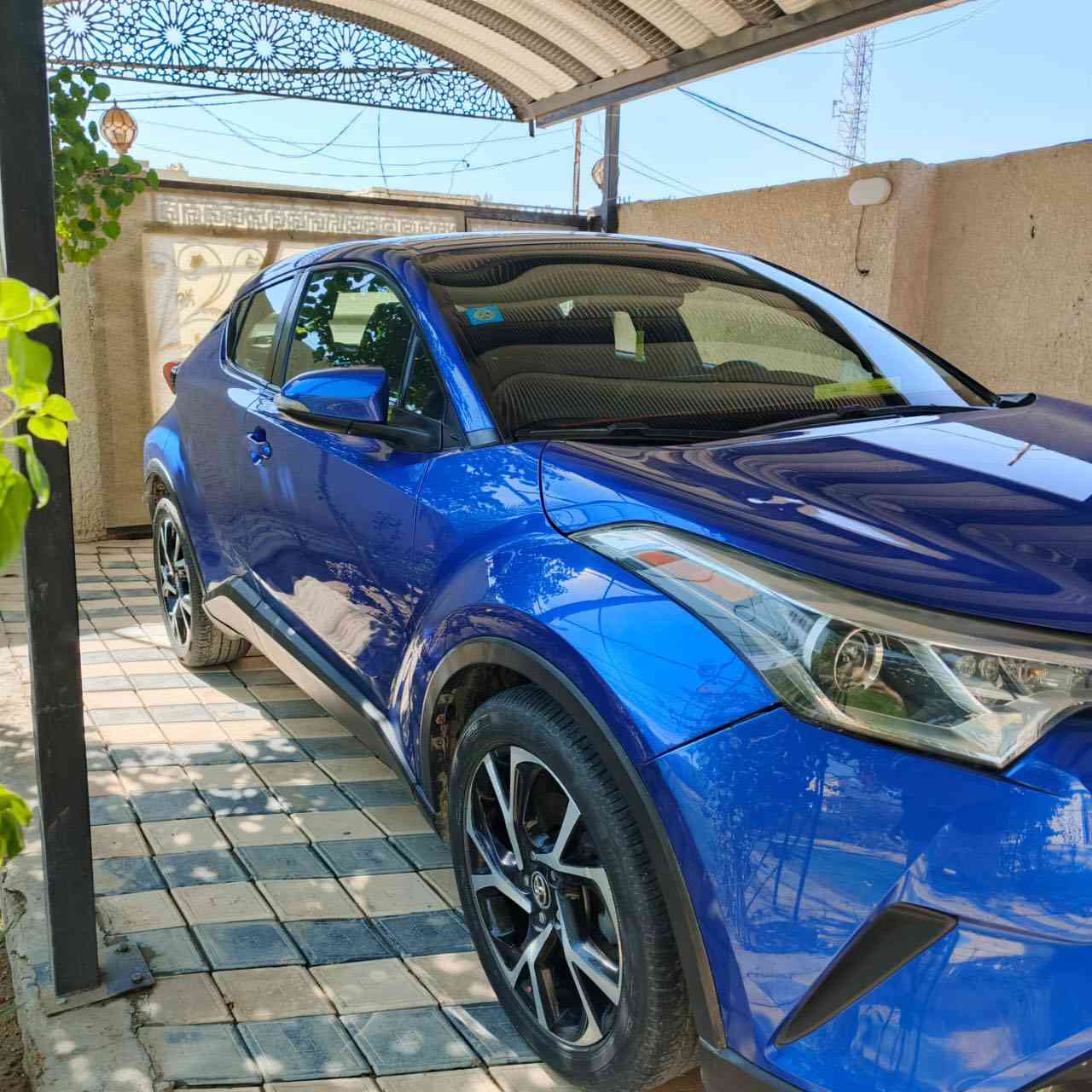 لون مميز وسعر مميز 🌹🌹🌹🌹
✅ لمعرفة السعر علق ب … ✅ تم 🤲

1- تويوتا سي اتش ار
brand_car 2 مارا ار
2. الموديل :- C-HR
3. سنة الصنع :-2018
NMTKHMBX1JR030429-: (VIN) رقم الهيكل .4
5. رقم اللوحة: بغداد
6. اللون الخارجي :- ازرق
7. اللون الداخلي :- اسود
8. عدد الكيلومترات :- 55.000Mi
9. نوع الوقود :-بانزين
10. نوع الكير :- اوتماتيك
11. قوة المحرك :-2000
12. عدد الأسطوانات :-4
13. عدد الأبواب :- 4
14. عدد المقاعد :- 4
15. نوع الدفع :-
16. الحالة العامة :-
17.المواصفات الإضافية (شاشة، كاميرا خلفية - رادار - تحديد مسار
رقم صاحب السيارة. ***********
