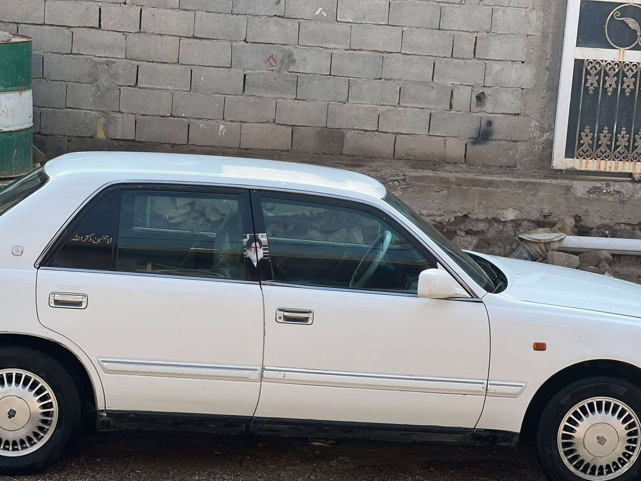 سلام عليكم راس ثور تكم ايسر بلاد خليجي سياره كفاله من القص ول نقل الجثه ولعيب الشرعي وال ضربه سياره جاهزه حداده صاله سبوع من شاده امامي اخلفي سنويه بسمي ال 2029  مكينه ٣٠٠٠ فيفيتي خير من الله المكان البصره السعر 108وبيه مجال حك الجيه *********** متواجد
