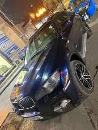 X6 مديل 11 بغداد بسمي  مكان السيارة بغداد   السعر 120 وبيه مجال  07717...