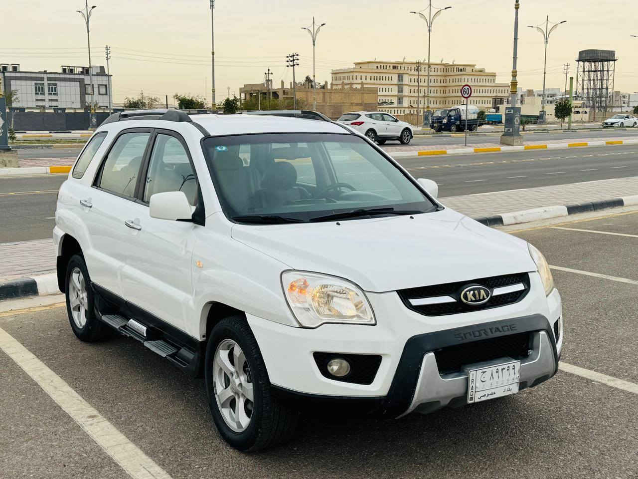 سبورتج موديل 2009خليجي كفاله عامه من الضربه والصبغ والتبديل شرط عً السونار السعر 124قابل للتفاوض الستفسار اكثر اتصال 📞 ***********مواصفات السيارة قطعتين تبريد داخل جلد كشنات تدفه نضام يكو ويل كب كروم مري كهربائي مكينه وكير مكفولات مكينه اربعه سلندر تخم تاير حداديه جديده مكينه وكير مكفولات رقم بغداد مكان السياره كربلاء كربلاء, العراق
