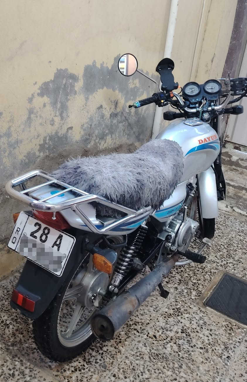 السلام عليكم
للبيع دايون عضم موديل 2022 طالعه ب23 لون رصاصي
مكينه 125 رقم وسنويه نجف انكليزي بأسمي مداور ثاني يوم تاير وره جوبلس جديده مجموعه سحب كوبلن ودشالي الزنجيل والزنجيل جدد كلجات جدد جك نص اصلي جديد شاحنه موبايل جديده ستاند  ابو شاحنه جديد  بيها ريمونت تشغيل عن بعد   مكاني نجف سعر 1.600
***********
