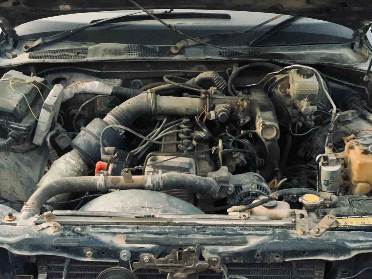 السلام عليكم سياره هارتوب مديل1990 موجوده اللبيع العنوان البصره خور الزبير  ملاحظات مكينه بيه خيط تبخير  *********** موجود واتساب  وسعر 23وبيه مجال
