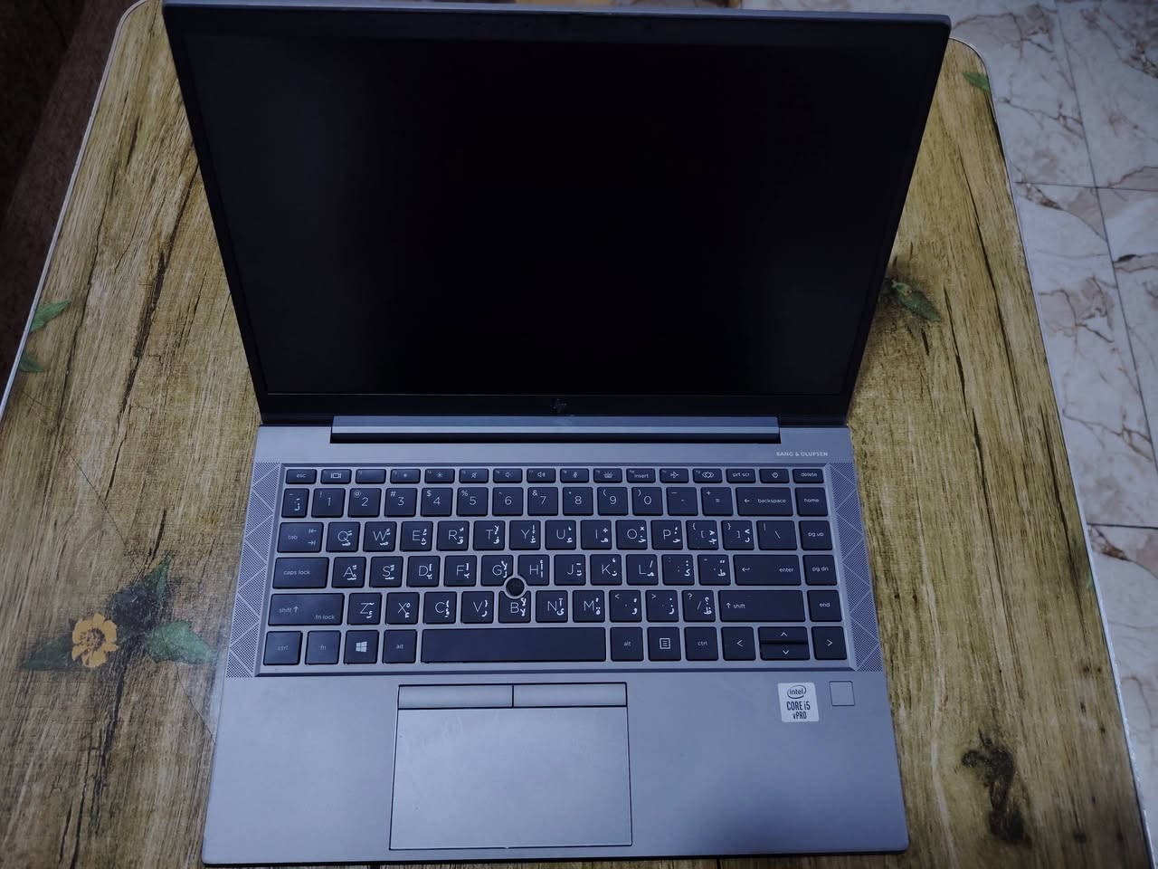 HP ZBook Firefly 14 G7
⚙️ المعالج: Intel Core i5-10310U (الجيل العاشر)
🧠 الرام: 8GB
💾 التخزين: SSD 256GB
🎮 كرت الشاشة: Intel UHD Graphics (مدمج)
🖥️ الشاشة: 14 بوصة Full HD
🌐 يدعم Wi-Fi وBluetooth
🔌 منافذ USB وUSB-C وHDMI
🔋 بطارية جيدة (إذا كانت حالتها جيدة)
 للعاب الخفيفه يفتح gta وغيرها
للدراسة
والعمل
طبعا تجي وياه شاحنته والجنطه مآلته
مستعمل قليل وكلش نضيف
سعرة 400 الف


**إذا كنت صاحب هذا الإعلان وتريد حذفه لأي سبب، رجاءا أرسل رسالة إلى الدعم الفني**