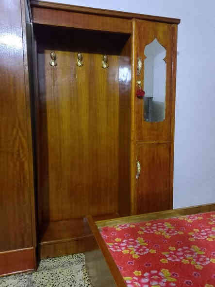 بلااااش 😍👈 لليريد حار ومكسب ورخيص 👇 غرفه كامله 6 بيبان تزكام صاج عراقي مال عماره وكلللش نضيفه ومابيها اي ضرر ولا نقص والسعر 375 فقط تصفيه محل شراي اتصل عالرقم *********** ميسان حي شهداء
