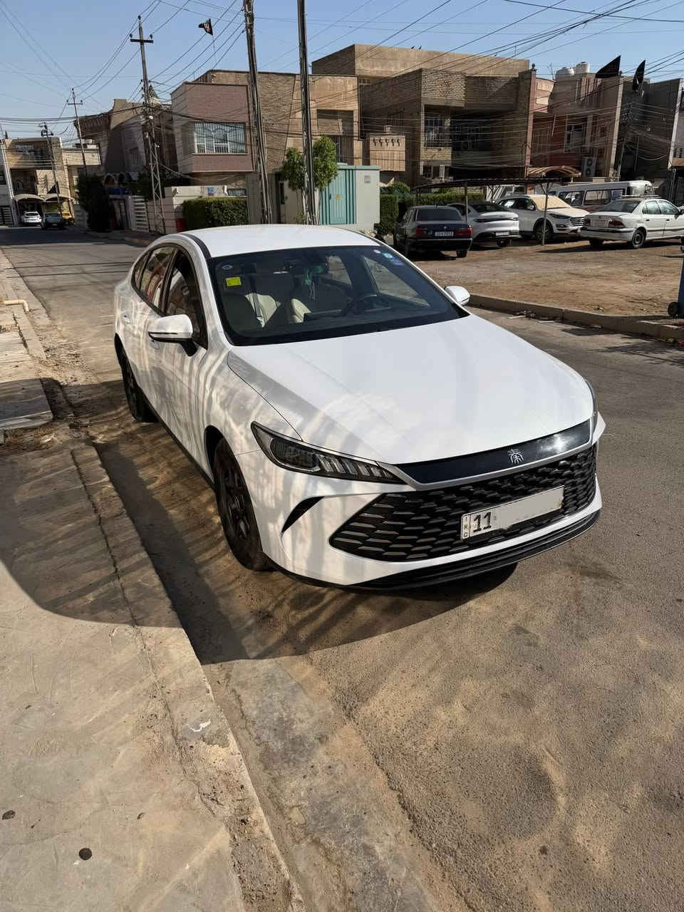 بيوادي كن بلاس داخل ابيض 
موديل 2025 ماشيه 10 الاف 
مرقم بغداد مكفوله 
العنوان بغداد بلديات 
الهاتف ***********
سعرها 18800
