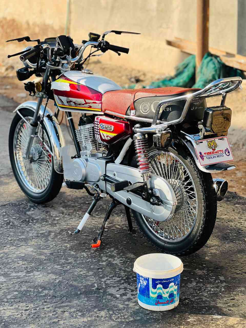 سلام عليكم تايكر 24 اوراق اصولي كاملة عنوان جبلة 700 وبيهة مجال ***********
