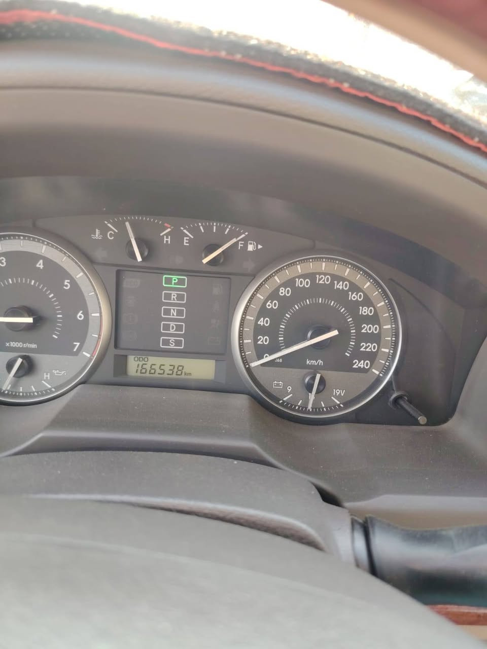 السلام عليكم تيوتا لاندكروز بريم اصل للبيع رقم سليمانيه بأسمي موديل 2013 ميحتاج اذكر المواصفات البريم معروفه السياره مكفوله من الضرر والصبغ والبارد حتى الدعاميات مكفوله السياره ماشيه 160 الف حقيقي رايدها ب345 $ مكان السياره بغداد المنصور للاتصال ***********
