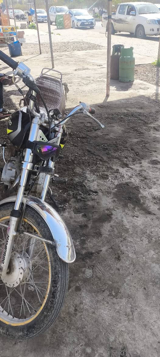دراجة نامي 3حرف للبيع اي عيب مابي اوراق كامل سعر300اوبي مجال سكن خانقين منطقه محطة قرب مركز ازادي رقم الموبايل ال شراي ين تصل ***********
