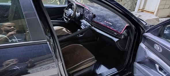 السلام عليكم للبيع النترا معوقين بسمي موديل 23 فول عدا الفتحه ماشيه 39 الف مكفوله  لغد وشاصي مبدل بيها بنيد وجاملغ بدون دواخل رقم بغداد السعر( 140) للاتصال على الرقم ***********.    *********** الرقمين بيهن واتساب
