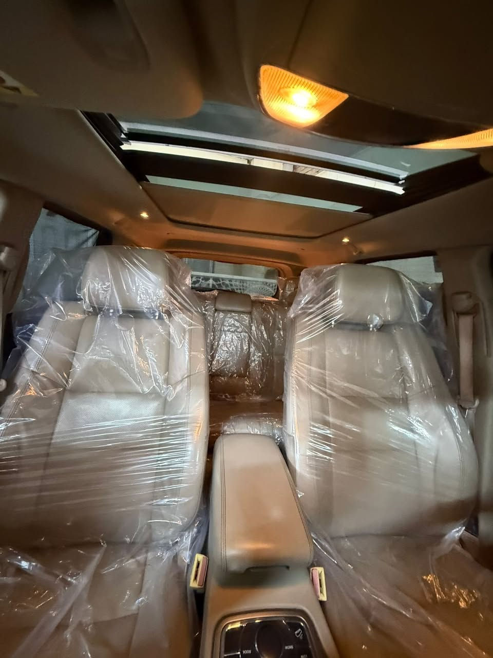 السلام عليكم شباب
للبيع جيب لمتدد بلاص 2018 خليجي 💪

ملاحضه السياره ماشيه 95 الف حقيقي 

وكاله هارلم  جديده لوك كارتون  🇺🇸
((مكفوله كفاله عامه حته الدعاميات من الحادث والصبغ   )) والكير والمكينه والاكسل والفورويل ممفتوح برغي بيهن السياره جديده بمعنئ الكلمة كارتون مال جناي 
 فول مواصفات ١/١   لمتدد بلاص  3 شاشات
رادارت جانبيه نظام  النقطه العمياء
نظام التوفف الذاتي 
نظام اطفاء المحرك وتشغيله اوتو 
حجم المحرك 3600
فور ويل 4/4 ماوس  
دبل سلايت بانوراما 
تشغيل عن بعد 
شاشه جبيره 
شفتات ستيرن 
جنطه كهربائي شفط 
دبل كزوز خلفي 
حساسات اماميه + خلفية 
سستم صوت 12 سماعة 
دمامي خلفي بلصندوك
اوتو بارك مساعد اصطفاف
قطعتين تبريد ثلج 
كشن خزن ميموري 3 وضعيات
 مقاعد جلد اصليه  بيجي  
 كهرباء (تدفئة+تبريد) 
 كشن خلفية تدفئه
تدفئه بلاستيرن 
سيدي بلجكمجه  مع ريموتن تحكم بلشاشه 
مري  شفط 
مري قلاب ويه ال R
يدات ستيل اصل 
الداخل صاج ملكي   
 نظام_خرائط(نظام ملاحة)_Navigatio
 كامرة خلفية دوارة اصلية
 استيرن كهرباء +  تدفئة
 فول تحكم استيرن (جهتين امامي + جهتين خلفي) 
 ناقل حركة ٨ نمر
 نظام سبورت s
 نضام اقتصادي
 مري _جانبي_تدفئة مرايا_جانبية_حساسة_للضباب_تعمل_
تلقائياً + اشارة بالمري 
 لايت عدسة زينون يصعد وينزل ويه الستيرن 
كشافات زنون 
زراكات لايت  
برده  بلصندوق شركه 
كاعيات بلاد شركه جيب ممستخدمات 
ويل اوفرلاند نجمه  
بصمات 2 وياها 
صدر جديد  باتري جديد تخم تاير جديد 
الاسبير المقدس منازل 😂 مال وكاله 
كتلوكات الشركه وياها 
السياره جديده بمعنئ الكلمه ولا كلوب مشتغل بلدشبول 
رقم بغداد الجديد تحويل مباشر  
مكاني الانبار الفلوجه 
السعر 275  وبيه مجال للطيبين 
للاستفسار / ***********
