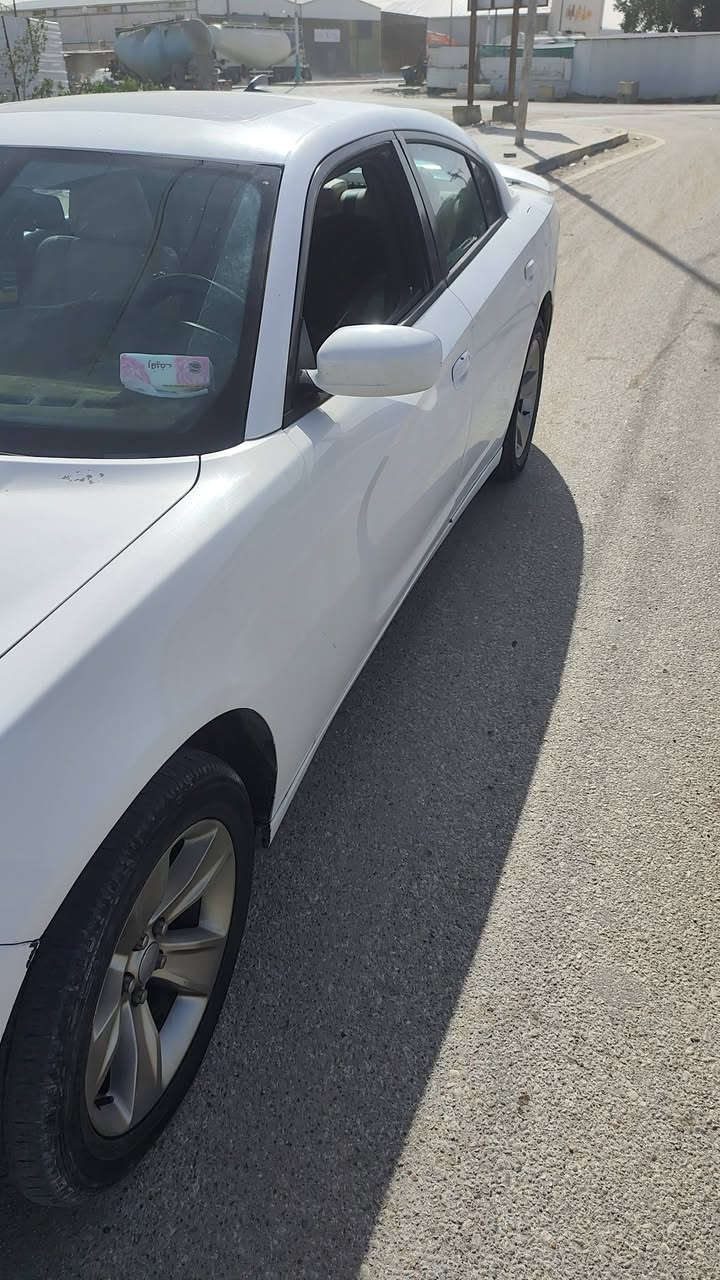 السلام عليكم هاي السياره للبيع بيها قطعتين صبغ بها وبيها ضربه بالصفحتين سياره اصوليه موديل 2015 سعرها 150 وبيها مجال قليل السياره عنوان السماوه مباشر مداور ***********
