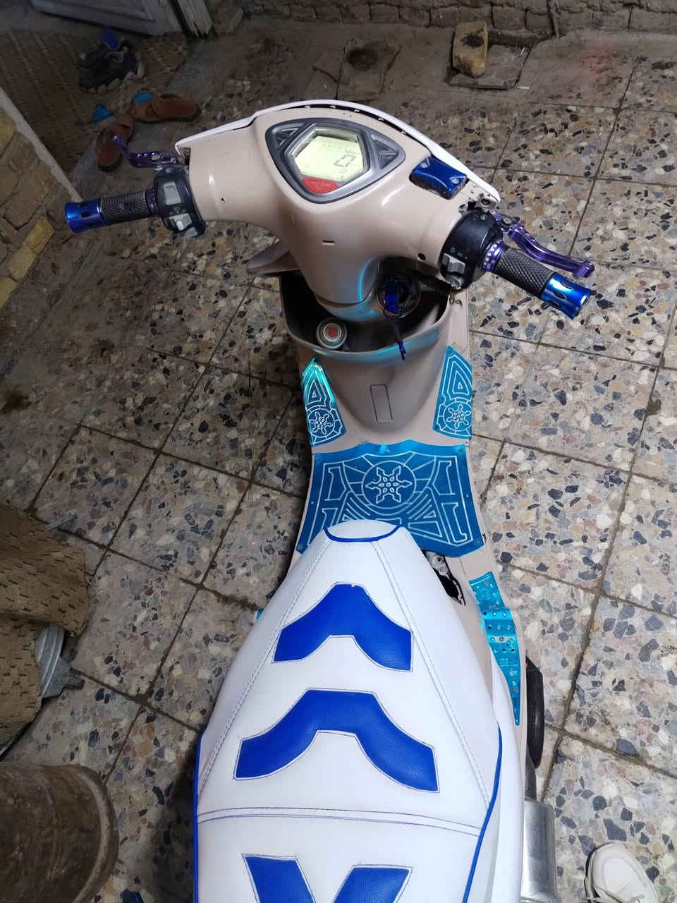 ماكس عدله للبيع 
عنوان كوت  ***********
