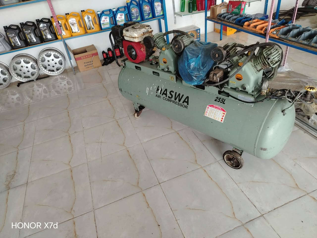 السلام عليكم للبيع بطل ٢٥٠لتر كامل تاروسات عدد ٢ ماطور كهرباء ماطور يانزين جاهز


**إذا كنت صاحب هذا الإعلان وتريد حذفه لأي سبب، رجاءا أرسل رسالة إلى الدعم الفني**