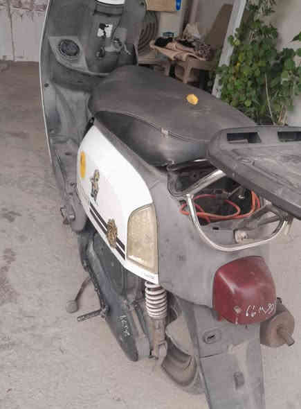 سلام عليكم دراجه ماكس بوليس بلاديه نقصهه شخاطه سلف وباتري مراوس بدراجه إيراني مكاني بغداد حي الجامعه
وافق ادمن 
***********
