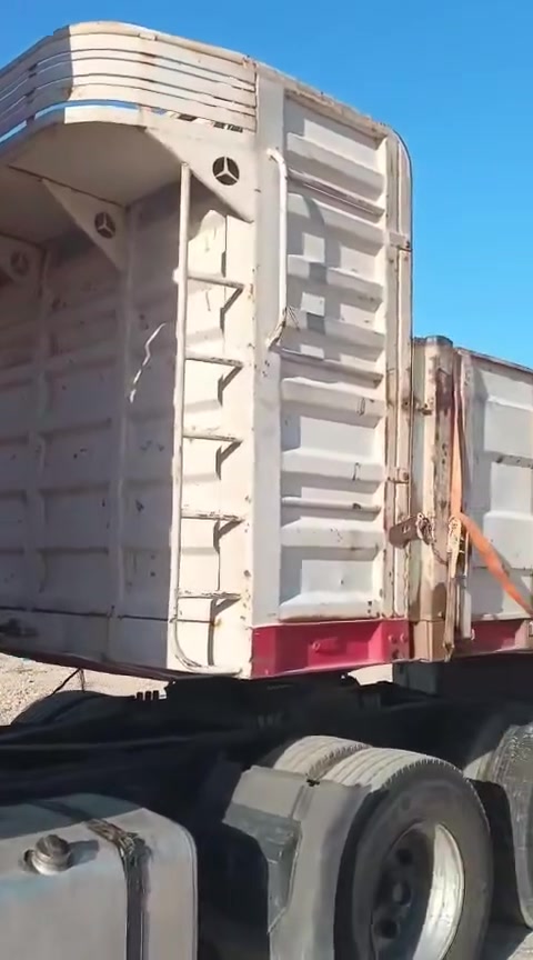 السلام عليكم عربانه للبيع التفاصيل يم راعيه مكلف بنشر ***********
