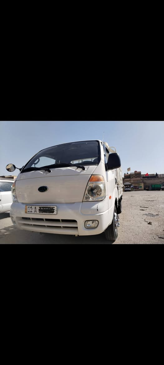 سلام عليكم كيا فحل موديل 2008 رقم انكليزي بغداد سنويه لل 2031  شرط تحويل مكفول من ضربه والكص والتبديل والصبغ عده مكانات بطراف الباب سياره نضيفه وحلوه  مكينه مسكر محور بم ونوزل جديده كيركلش نضيفات تخم تاير جديد مدوشمه دواخل وبلعافيه عل ياخذهه مكاني بغداد مدينه الصدر السعر 100ورقه  رقم الهاتف ***********

