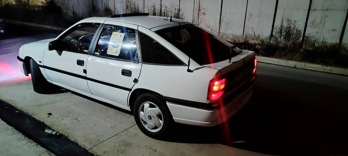 للبيع فكترا مديل (93) 

حجم 16 كير عادي سياره نظيفا وجديده ومال بيت 

طخم جديد طخم تاية جديد طخم ويل كب شركة قفل مركزي

ستيرن بور اي بي اس سلايت دخلها وظع شركة كيجات كهربئيات 

كلها شرط نشاط فول شرط تريك 160 سياره اساسها بل كرتون 

مال جناي وبسمنا شرط التحويل ثاني يوم هزه جديده وسنوية 

جديد الئ 2032 كابون بانزين جديد ماستر تحويل مباشر ثاني 

يوم مايكلفك 70 الف وبالف عافية عل ياخذها مكاني الأيسر 

حي البكر قرب سفينت تايتنك 

(الشراي يجي خاص لئن بل دوام واعتذر عن الرد عل خط المبايل)


**إذا كنت صاحب هذا الإعلان وتريد حذفه لأي سبب، رجاءا أرسل رسالة إلى الدعم الفني**