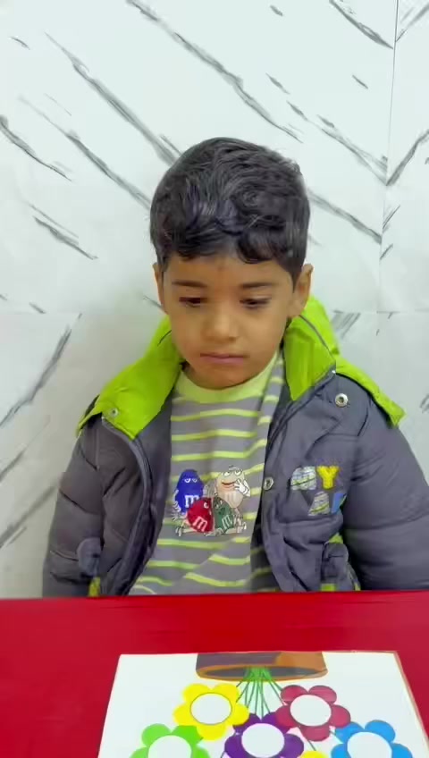 هذا الوقت يُعد جزءًا من تدريبات أطفال التوحد، ويُستخدم لتنمية التركيز وتنظيم الانتباه بأسلوب تدريبي هادف

للاستفسار خاص او على الأرقام التاليه
***********
