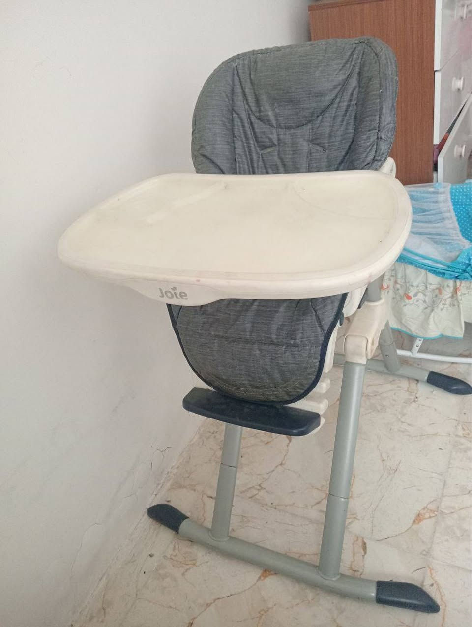 السلام عليكم الكرسي ب25والكركوت ب10والسيارة قيم واخذ تشتغل بس عاوزهة باتري مكان دوانم البياع


**إذا كنت صاحب هذا الإعلان وتريد حذفه لأي سبب، رجاءا أرسل رسالة إلى الدعم الفني**