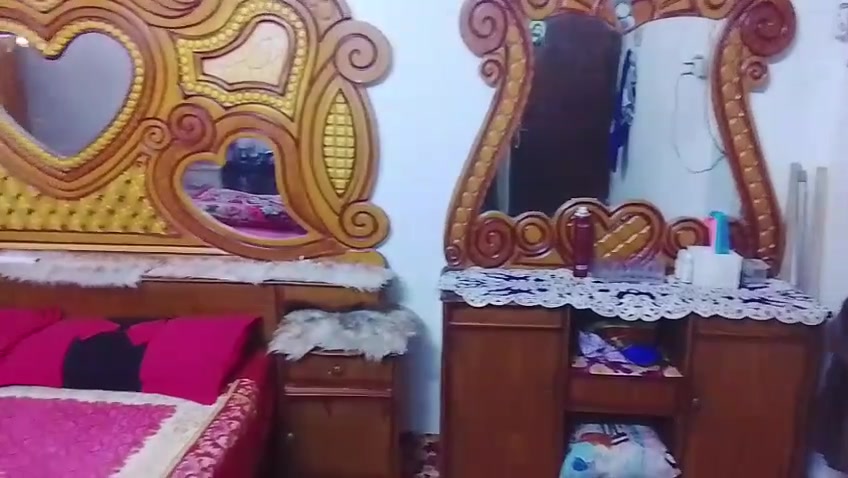 غرفه اخشاب شغل عراقي جيد تحتاج تلحيضات بسيطه للييع متواجد خاص وهاتف ***********
