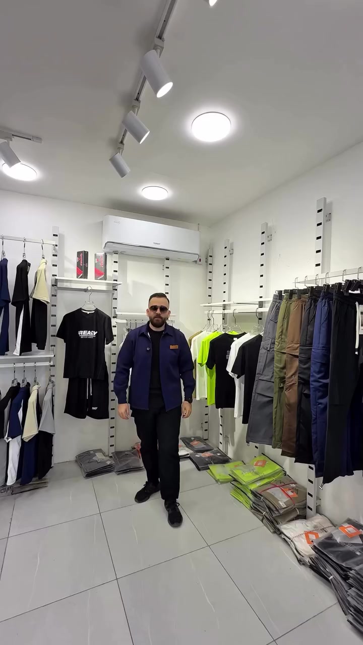 اهلاً وسهلاً بيكم زبائن جملة قلعة الرواد المبيعات جملة فقط الاسعار راح تكون بسعر جملة الصين للاستفسار داخل الصفحه او على الأرقام التالية ***********-***********
العنوان : الشورجة عمارة الضمان الطابق الثالث الجديد بصعدت الدرج توصيل الكل العراق اقل كمية للتوصيل 3 سيري#جملة #مبيعات #ملابس #الشورجة #بغداد ⁩
