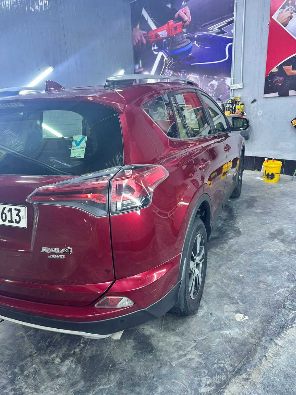 السلام عليكم راف فور 2018 فور ويل وكالة ساز كفاله عامه من الصبغ والتبديل والبارد بيها ملاحظات بسيطه رصعات   فول مواصفات فتحه كشنات جلد وكهرباء كشن  صدر كير مكينه تبريد نضيف سياره نضيفه ماشيه 200 الف كيلو رقم بغداد مكاني بغداد السعر 205 وبيها مجال وكلشي اكو بالسوك والله يسهل على الجميع 
***********
