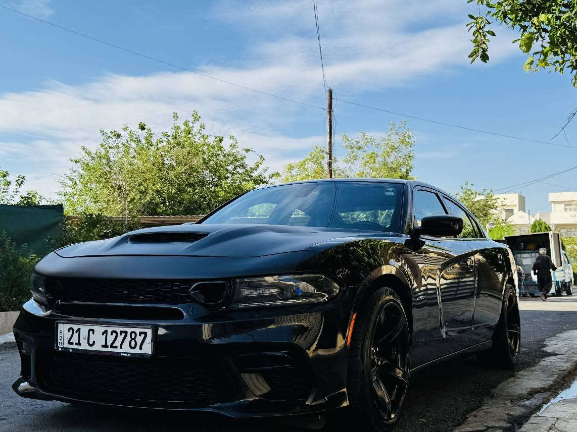 Dodge charger 2018 R/T 5.7L clean title
شاشە گەورە
کوشین کارەبایی
کوشین گەرمی
شەفتی سوکان
گزۆزەکەی کەمل بەرمەجەیە سەیفتی بۆ دەندراوە و کامل بۆری بۆ داندراوە pop bang لەسەرە
سەیارەکە زۆۆۆر جوان و پاک ماوەتەوە هەیکەلی کامل گۆراوە بۆ هێلکات ویلی هیلکاتی لەسەرە 87 میل رۆشتوە سەیارەکە هیچی نیە بەس سەردەکوتێکی بچوکی هەیە بەس هەردوو سەرە شانسیەکەنی پێشەوە چەند پشکە لەعیمێکی کەمی هەیە لە دەعمی ئەمریکە دیارە خۆی لە رەسیف دایە بەس دەعەمیەکەی شکەوە دەعمەکەی زۆۆر خەفیفە 
گێر و مەکینە مەزبوت بەشەرت لەسەر دەقی شەریکە
نرخ/195$
*********** أربيل, العراق
