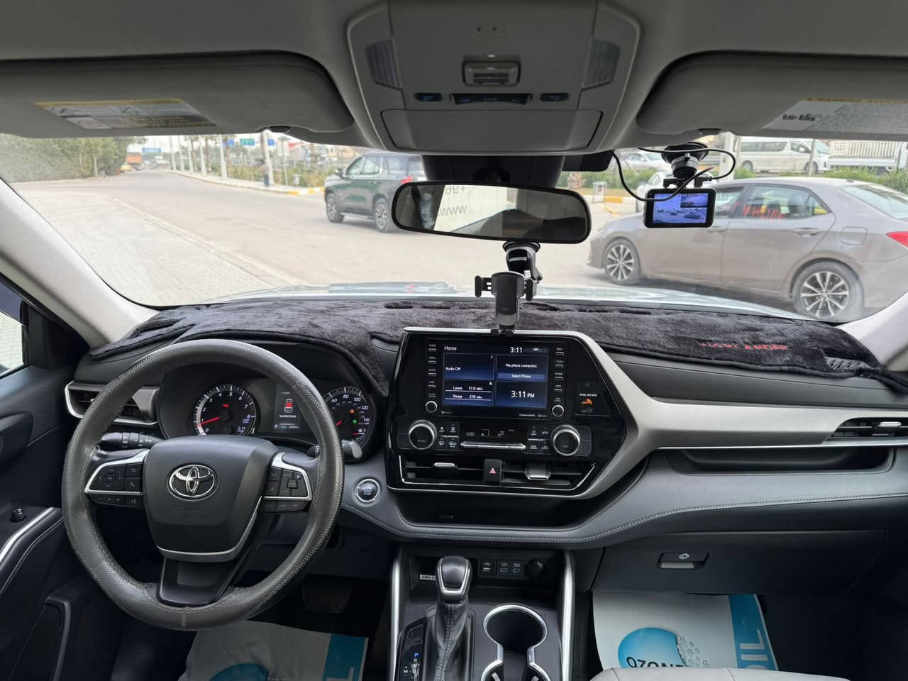 هايلندر ٢٠٢٢
ماشية ٣٤ الف مايل 
حادثهة سرقة بدون ايرباك 
سبعة راكب 
فول عدة الفتحة
السيارة كلين تايتل صور الحادث موجوده او هية مو حادث مجرد سرقة بدون ايرباك رايدها اب 280$ 
للتواصل:***********
او.          : ***********
