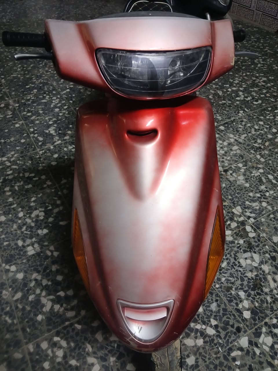 من رخصت مدير الكروب دراجة  فراشة للبيع مبدل بيه بستم الدراجة سلف هندر كهربائيات كلة شغالة الاستفسار على الرقم *********** العنوان ميسان كميت
