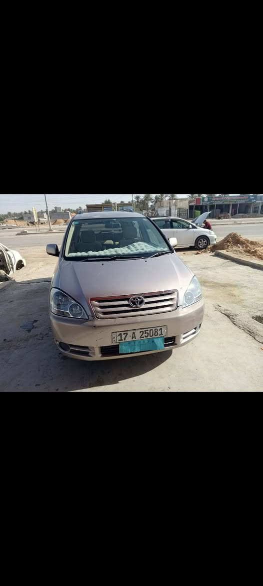 سلام عليكم ابسم للبيع عادي موديل
2001 مكينه كير جديد السعر 90 وبيه مجال 
***********
