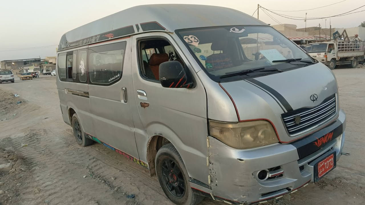 سلام عليكم شيري مديل 12مصفره هيه وضريبه  بسمي سياره رقم انكليزي مصبوغه جمليه وسياره جهزه تبريد اتلث قطع حداديه نضيفه تيرات جديدة اكسل جديد مال هايس ودوشمه من جوه كشنات تنته ارضيه وخير من الله  ومكنته كاز هستوني شاده سعره 85
مراوس هايكر جنبي استفسار ***********
