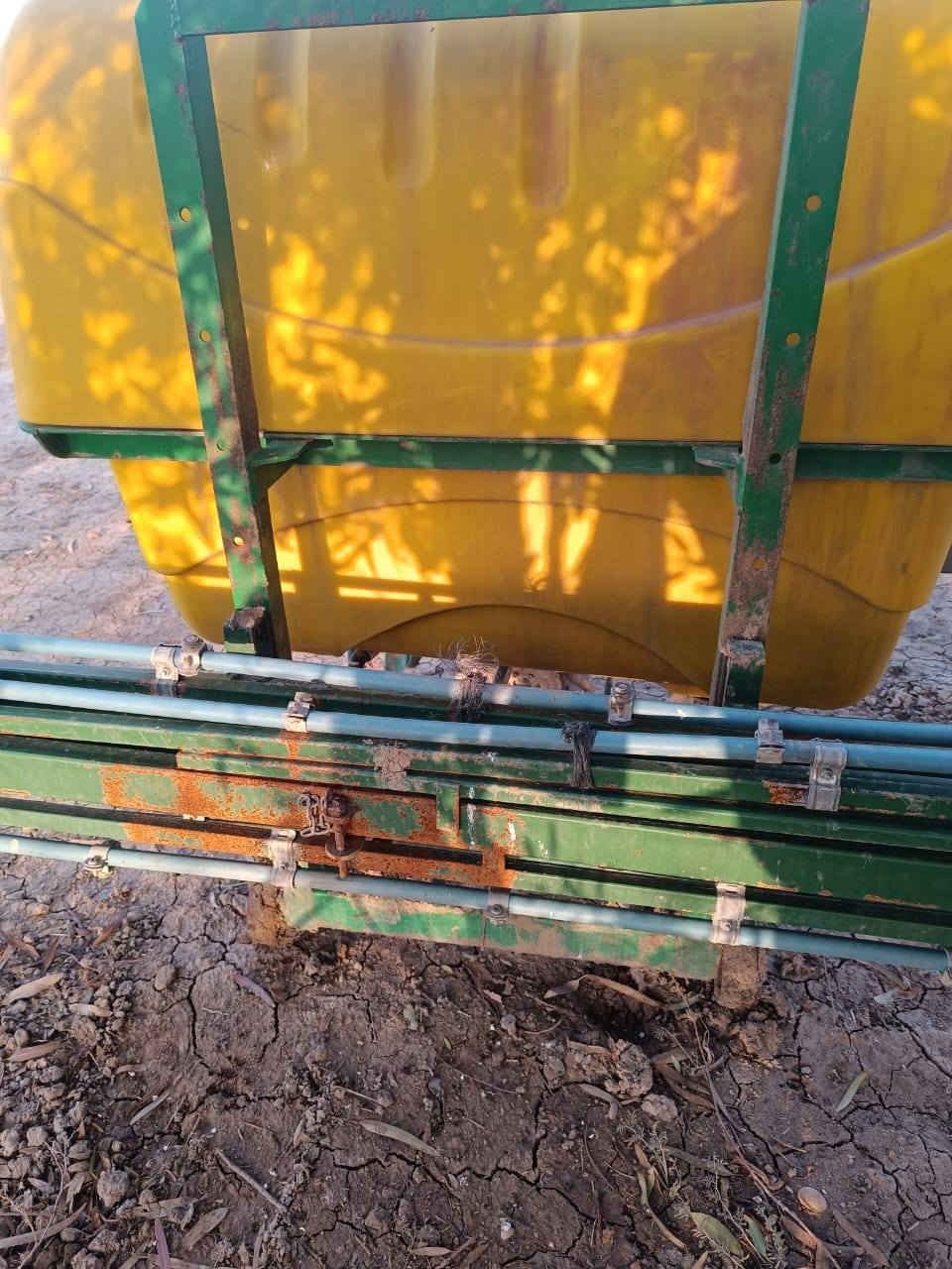 سلام عليكم خوان مرشه للبيع في واسط لأحرار 600 التر استفسار على رقم ***********
