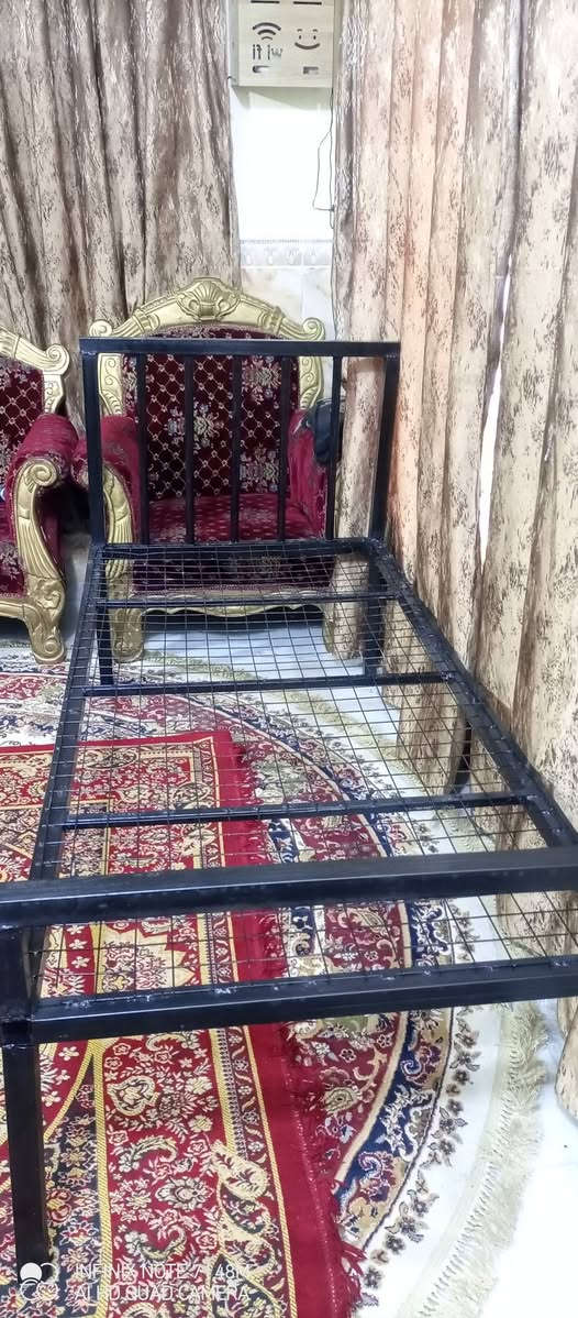 جرباية حديد نفر واحد 190×90
السعر 60


**إذا كنت صاحب هذا الإعلان وتريد حذفه لأي سبب، رجاءا أرسل رسالة إلى الدعم الفني**