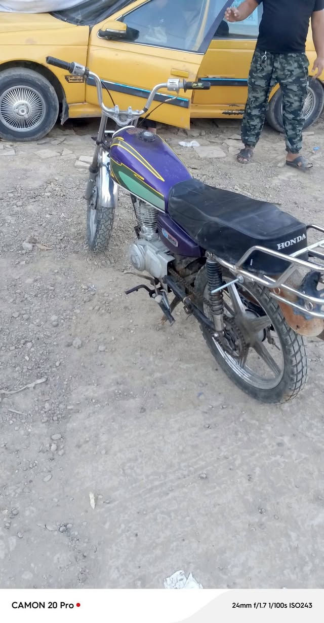 تراجه اللبيع يراني اربعه كير محرك وكير كفاله عامه حته صرقه الدراجه خير من الله السعر 280 الخاص مفتوح


**إذا كنت صاحب هذا الإعلان وتريد حذفه لأي سبب، رجاءا أرسل رسالة إلى الدعم الفني**