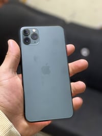 11 برو ماكس 64 ذاكره بلادي ممبدل بي شي بطاريه 76 مابي صرف شخط واحد ماب...