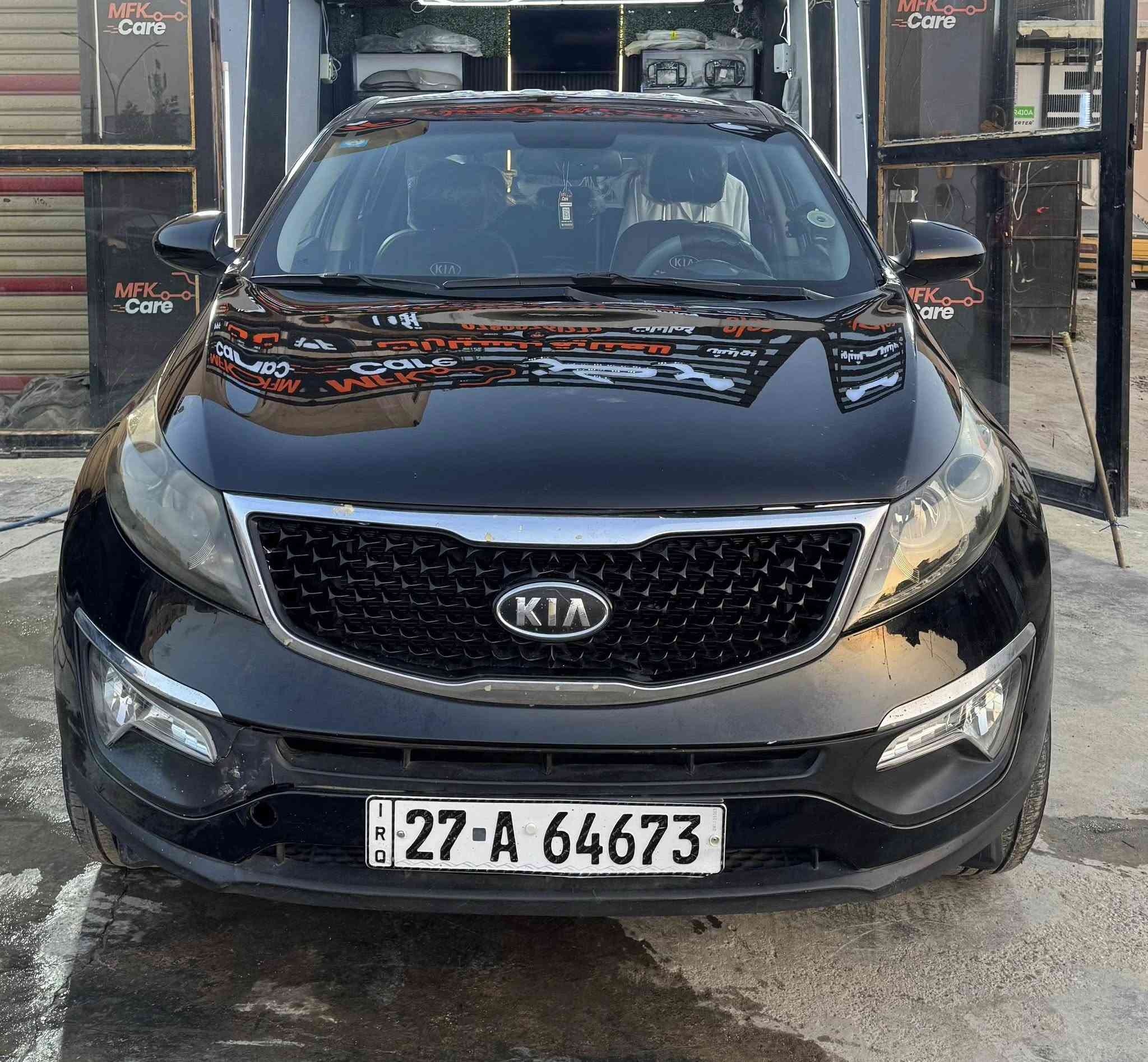 سلام عليكم من رخصة الادمن
للبيع كيا سبورتج موديل 2015 باسمي سيارة جاهزة من كل نقص، محرك 2000 وكير وحدادية ممتاز، بيها ثلاث قطع صبغ فقط بدون دواخل وموجود سونار . السيارة جدًا نظيفة، تبريد ثلج، شاشة، كاميرات خلفية، داخلية بحالة ممتازة تايرات جديدة كشر نضيف جداً واضحة السيارة بالصور وبالحقيقة احلى . رقم إنجليزي جديد 27، مكاني في بغداد وباسمي تحويل ثاني يوم على مرور بغداد. السعر 136 وبي مجال للشراي .  الرقم *********** للتواصل موجود واتساب ايضا
