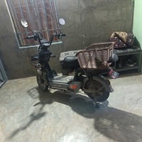 موطور شحن للبيع حجم 14للبيع   السعر 275 وبي مجال جثييييييرررررر  07831...